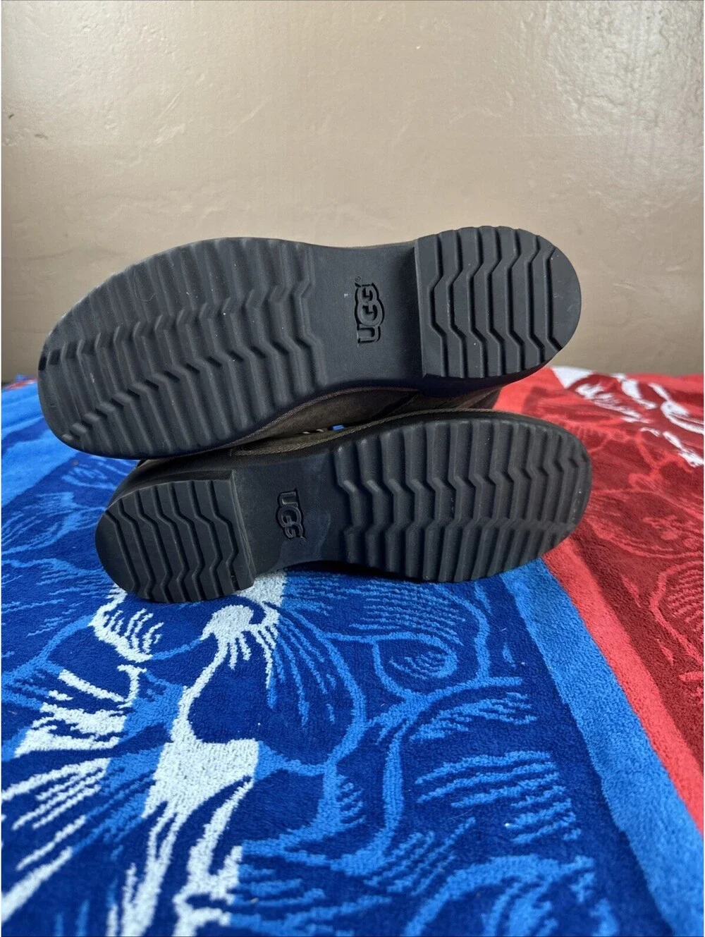 UGG product pair